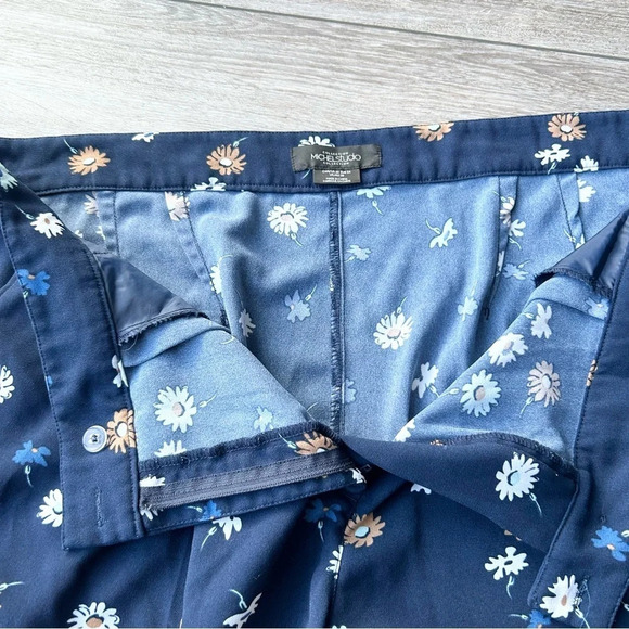 Michel Studio Allover Floral Print Pleated Front  Pants - Picture 5 of 11